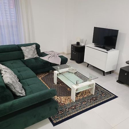 Apartman Dantia - Dubnica Nad Vahom, Priamo V Centre Apartment Bagian luar foto